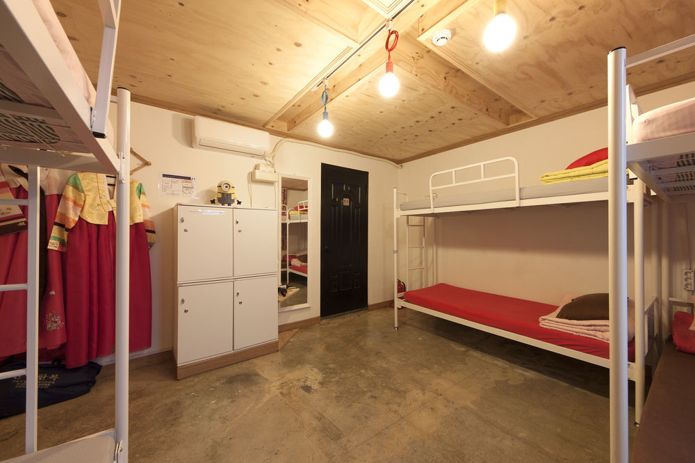 Hostel Hongdae Lazy Fox In Seoul