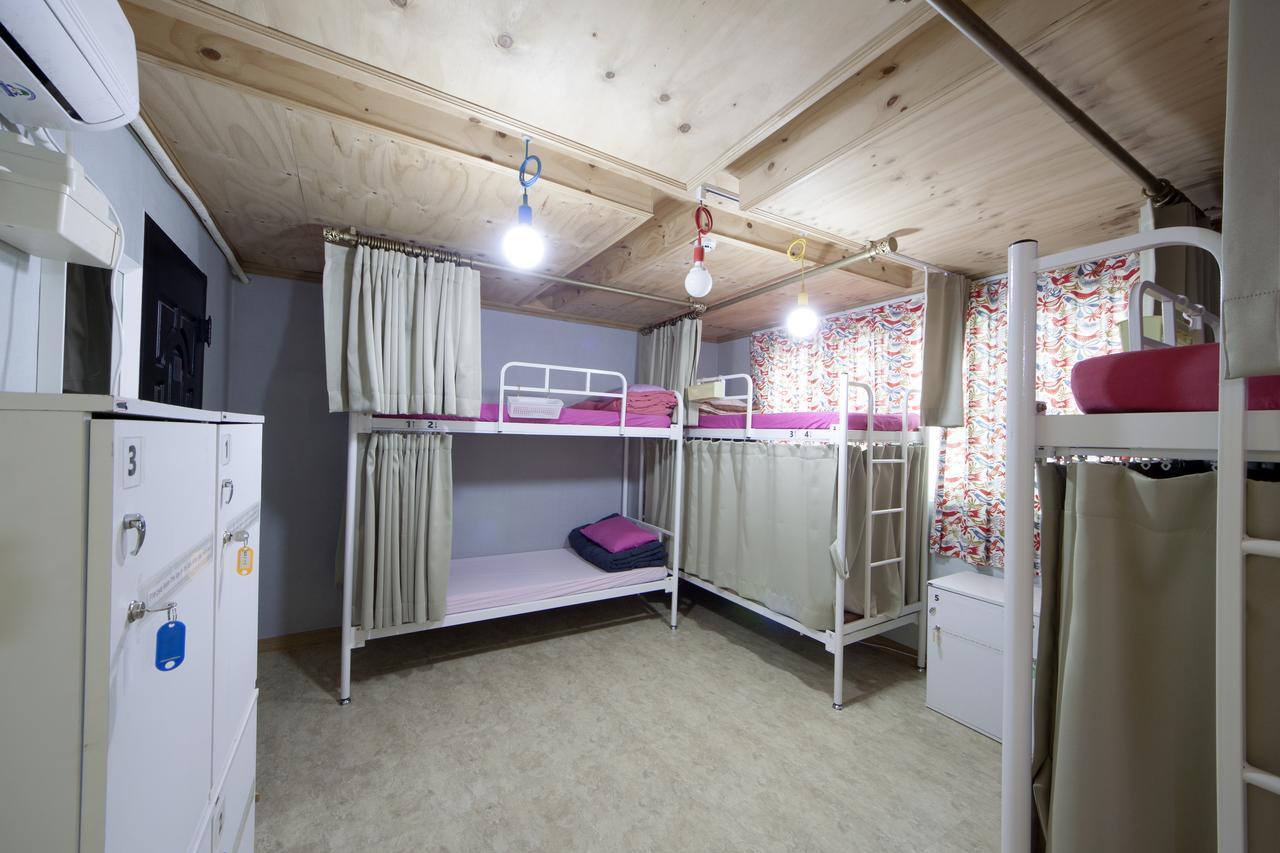 Hongdae Lazy Fox In Hostel Seoul